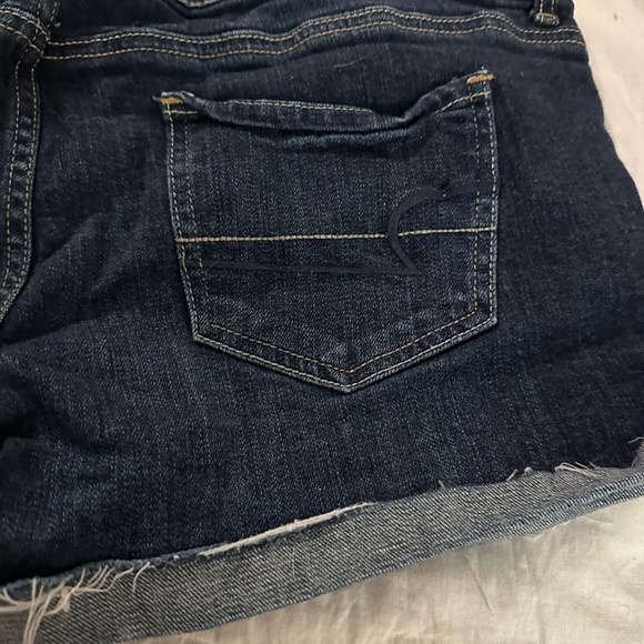 American Eagle Blue Jean Stretch Shorts Size 14 - Picture 3 of 16